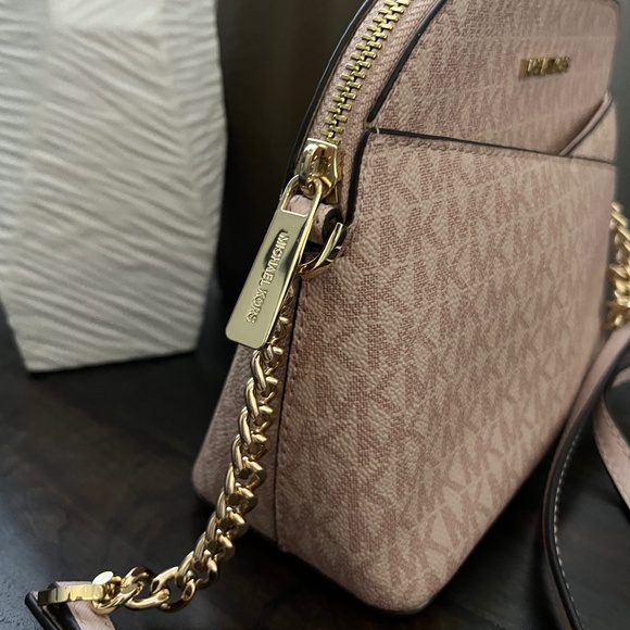 MICHAEL MICHAEL KORS Jet Set Travel Medium Logo Dome Crossbody Bag Pink - Picture 5 of 16